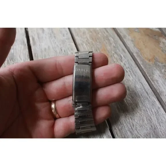 Vintage 1972 Citizen Automatic Mens Silver Watch W/daydate & Gold accents - Picture 6 of 8